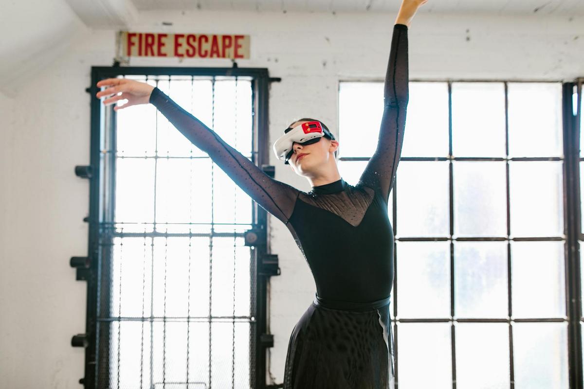 Augmented Reality: Try Before You Buy Fashion Experiences