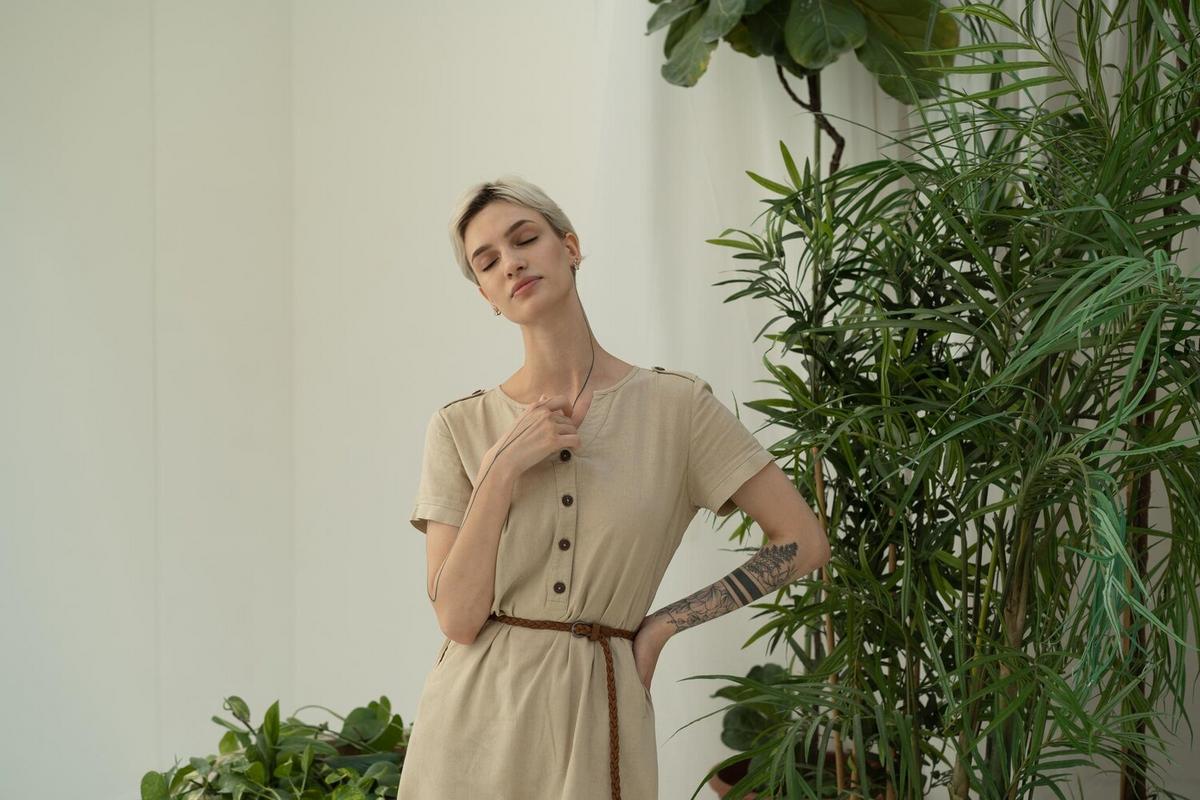 Fashion’s Environmental Footprint: How to Dress Responsibly